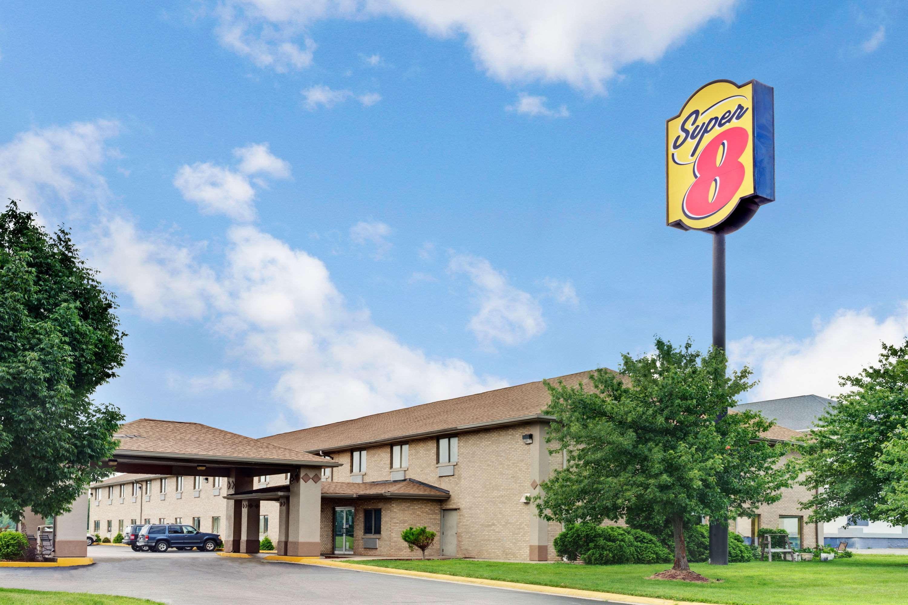 Super 8 By Wyndham Kokomo Εξωτερικό φωτογραφία