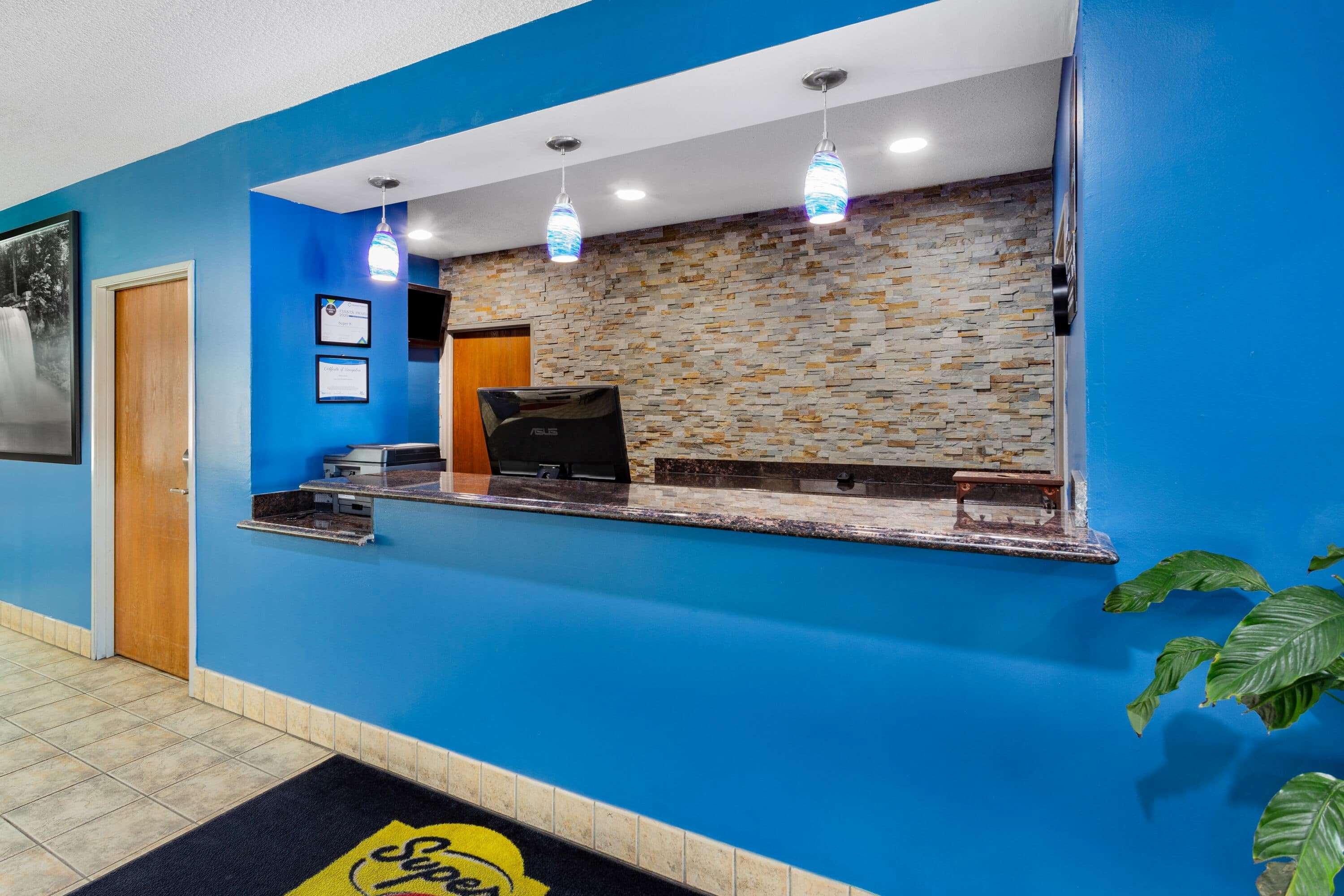 Super 8 By Wyndham Kokomo Εξωτερικό φωτογραφία